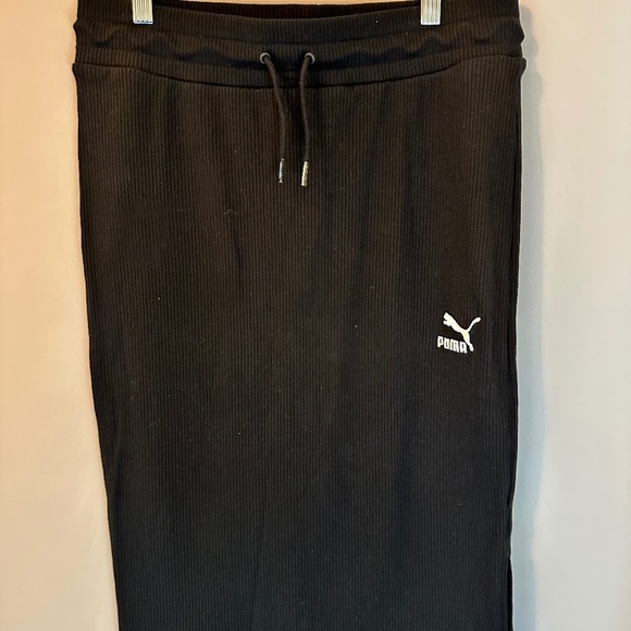 Puma Dresses & Skirts - Puma Women’s A-Line Ribbed Skirt – Black – Size L – New Without Tags